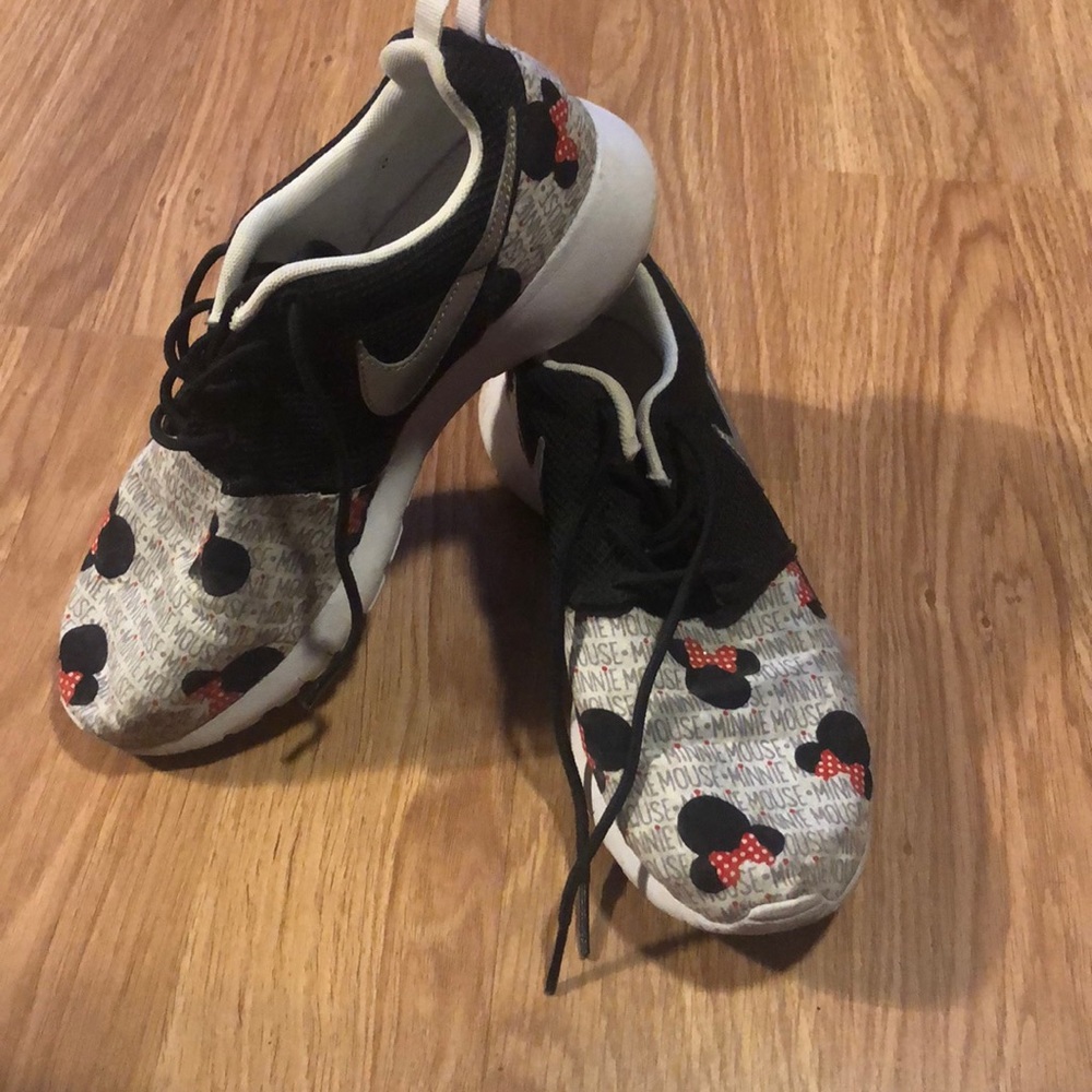 ❌❌❌SOLD❌❌❌Custom Disney nike